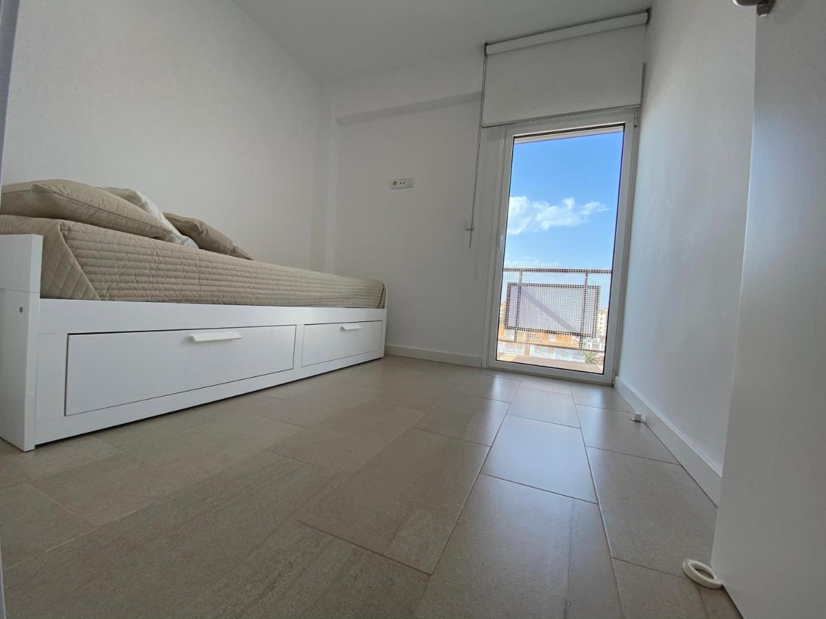 Atico En Primerisima Linea De Playa!!! Denia Ngoại thất bức ảnh