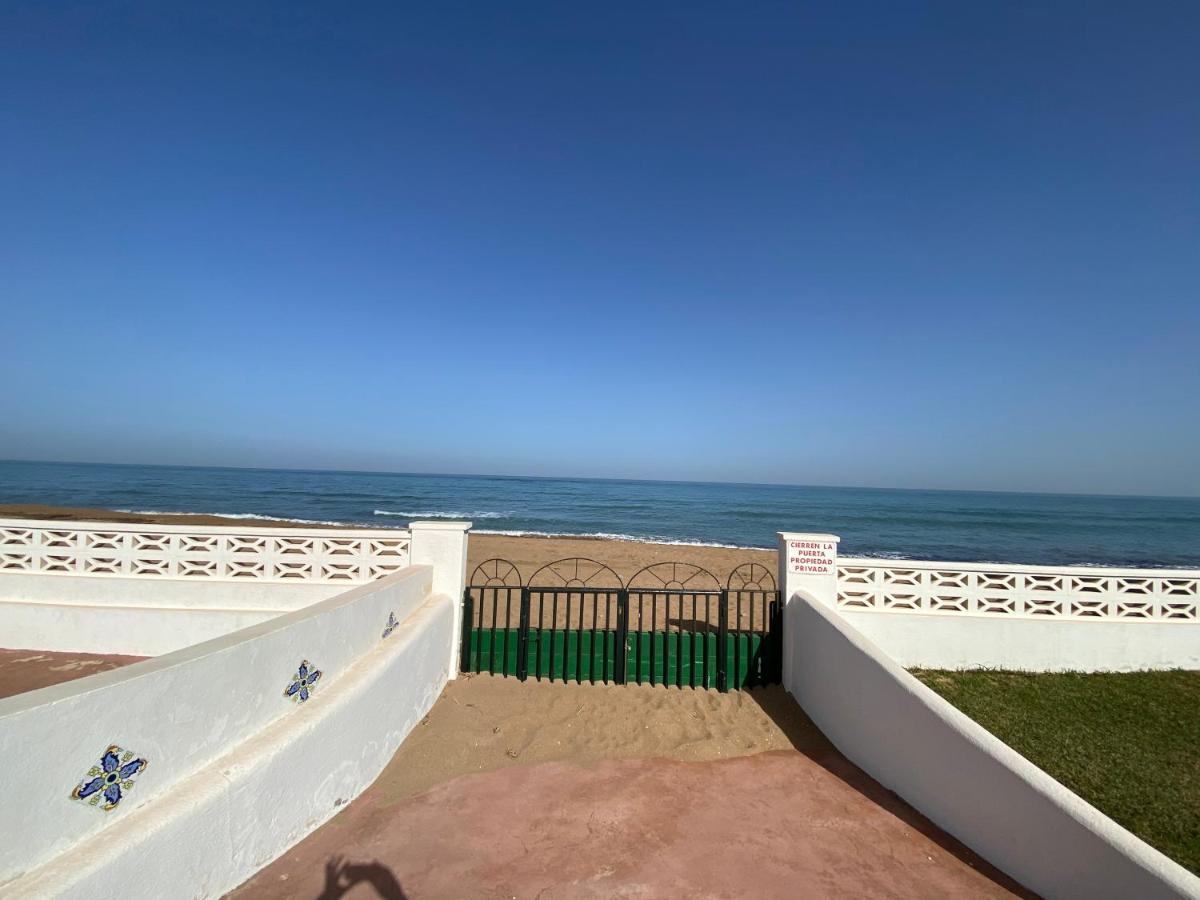 Atico En Primerisima Linea De Playa!!! Denia Ngoại thất bức ảnh